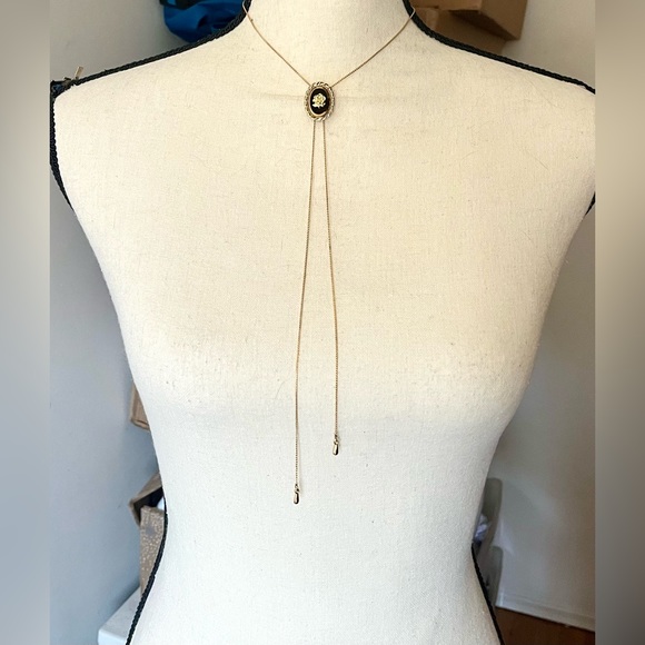 Vintage flower cameo style w/lariat chain / matching bracelet Sz 7 - Picture 4 of 12